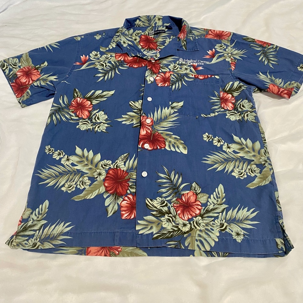 Hawaiian OU Medical Volunteer Shirt